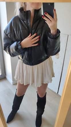 Nauja Bomber dirbtinės odos Pull&Bear striukė