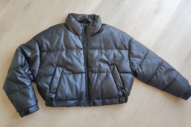 Nauja Bomber dirbtinės odos Pull&Bear striukė
