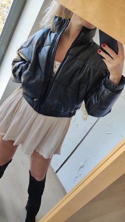 Nauja Bomber dirbtinės odos Pull&Bear striukė
