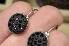 Parduoda: Juodi auskarai su swarovski akutėmis