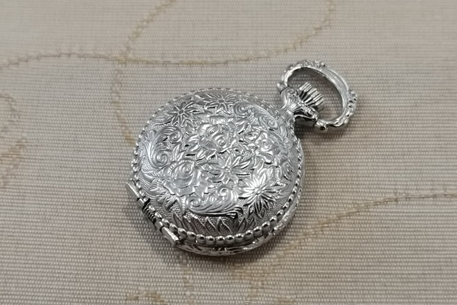 "Caravelle by Bulova" kišeninis laikrodis su šveicarišku mech.