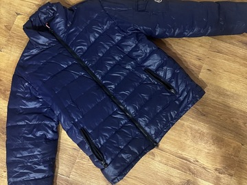 For sale: Moncler striuke